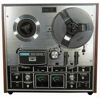 AKAI GX-225D